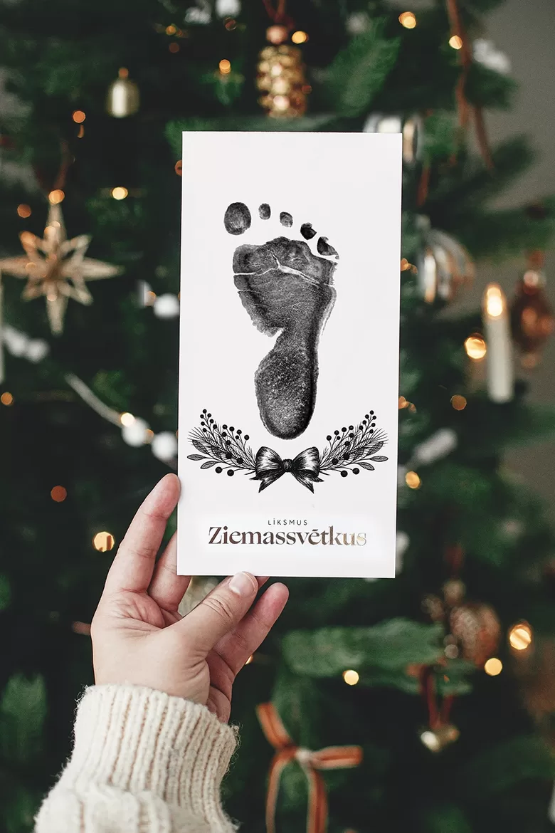 Šventinis atvirukas su dekoru (9-14 cm pėdoms ir rankoms)